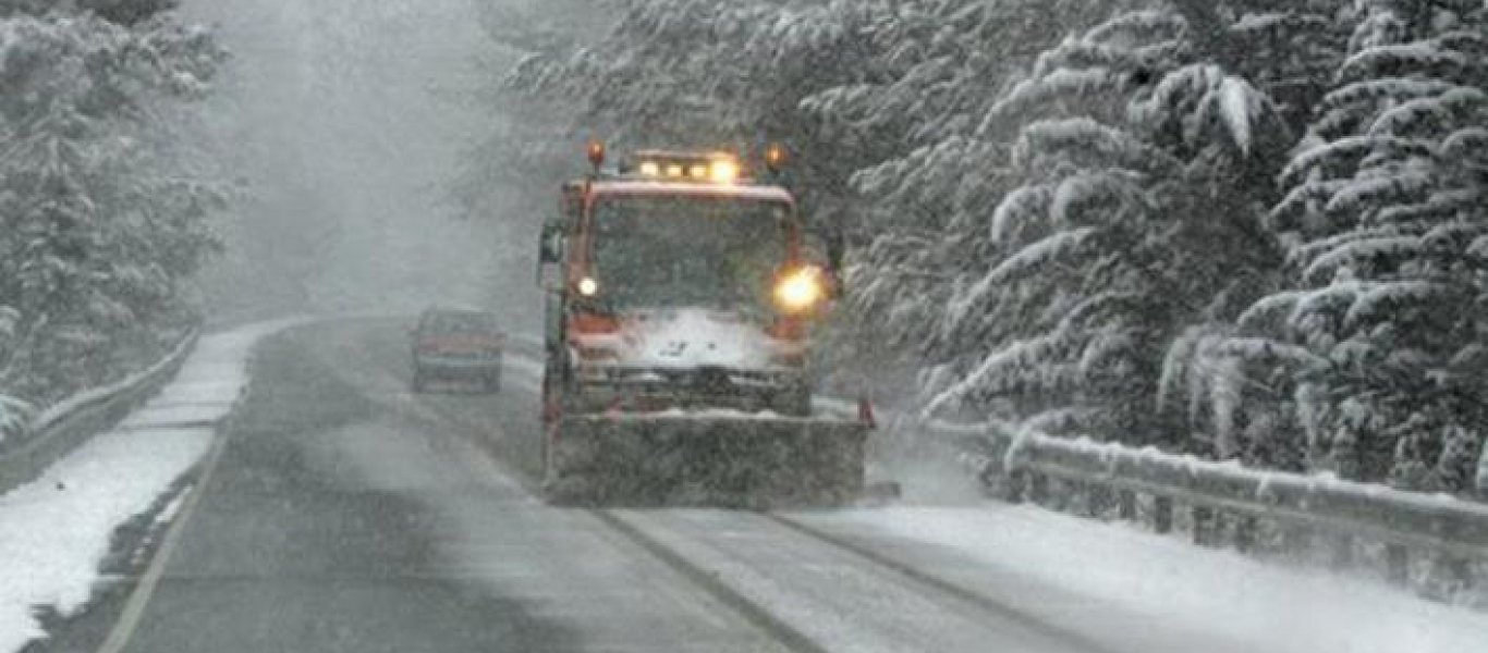 Πολύ χιόνι σε Ρουμανία - Μπλακ-άουτ σε 770 πόλεις και χωριά στη Βουλγαρία (βίντεο)